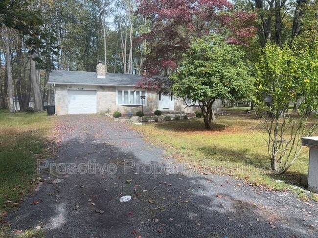 Primary Photo - 5228 Hummingbird Dr