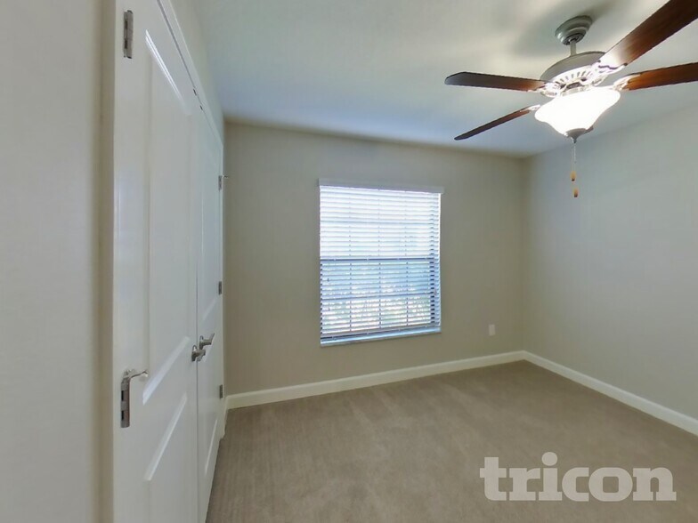 Building Photo - 13185 Green Violet Dr