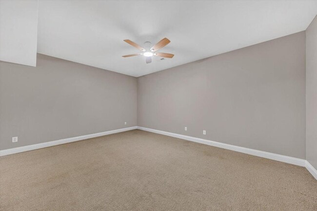 Building Photo - 1145 Cranberry Ct