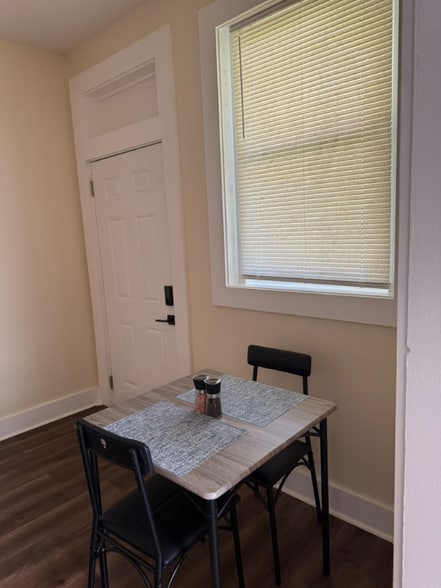 Building Photo - 2241 St Charles Ave