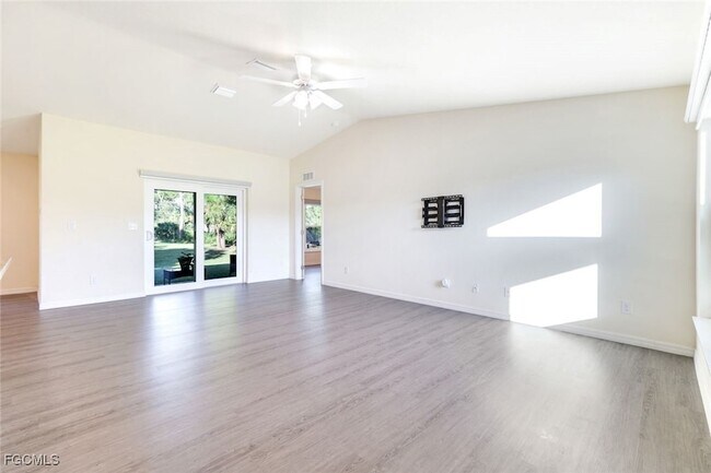 Building Photo - 5038 Tradewinds Cir