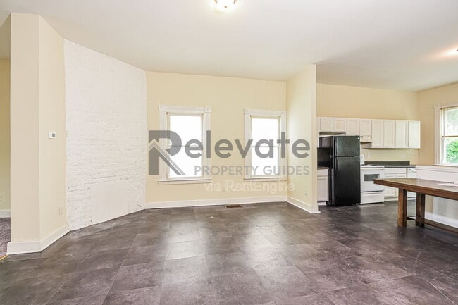 Building Photo - 1313 N 20th St