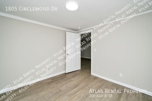 Building Photo - 1805 Circlewood Dr