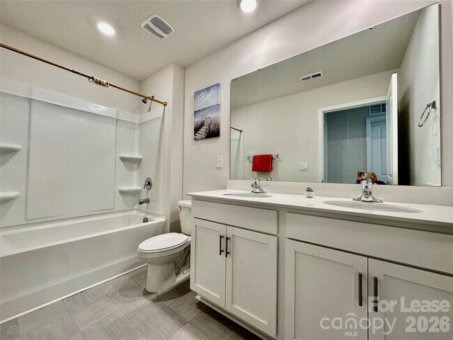 Building Photo - 1339 Mifflin Ln