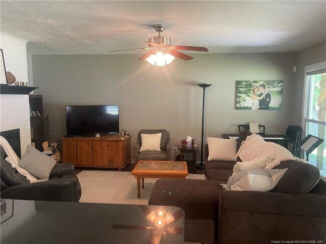 Building Photo - 369 Bahama Loop