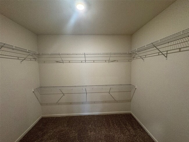 Building Photo - 753 Keeneland Dr