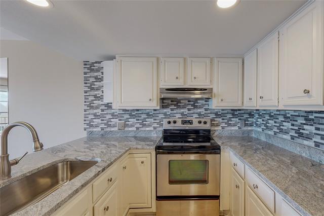Building Photo - 426 Yacht Club Dr