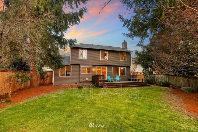 Building Photo - 23960 SE 42nd Pl