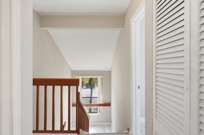 Building Photo - 9364 Ketay Cir