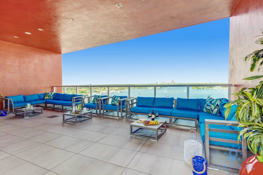 Building Photo - 777 N Ocean Dr