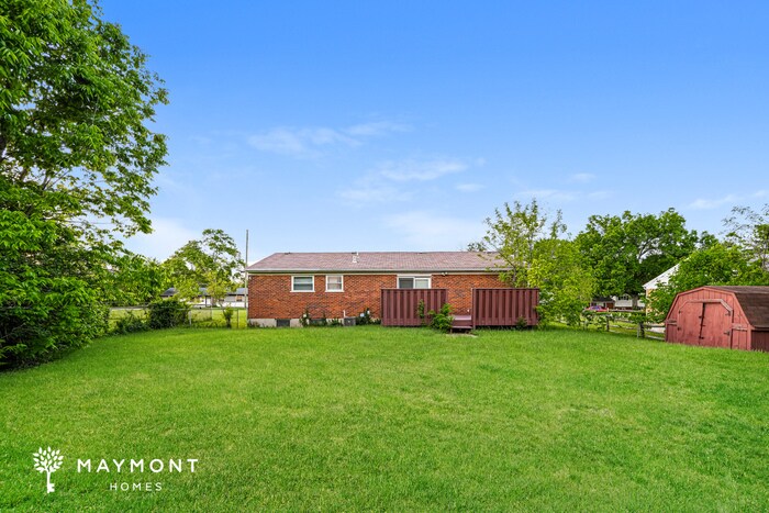 Building Photo - 9620 Tanbark Ct