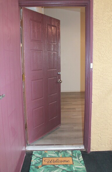 Front Door entrance - 2188 N Pantano Rd