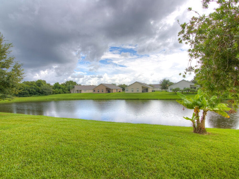 Building Photo - 133 Thornbury Dr