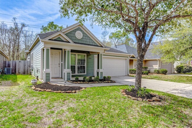 Building Photo - 12838 Pecan Shores Dr