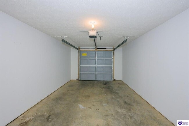 Building Photo - 113 Poplar Cir