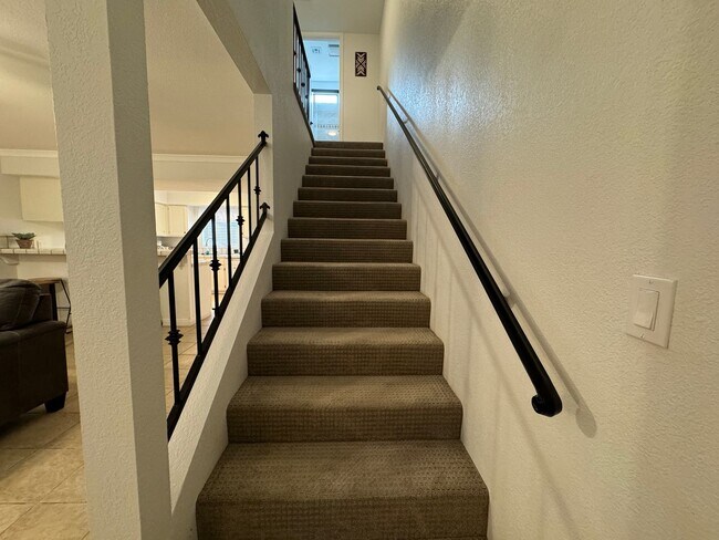 Building Photo - 2 BR Furnished Condo on the Colorado River with Utilities included