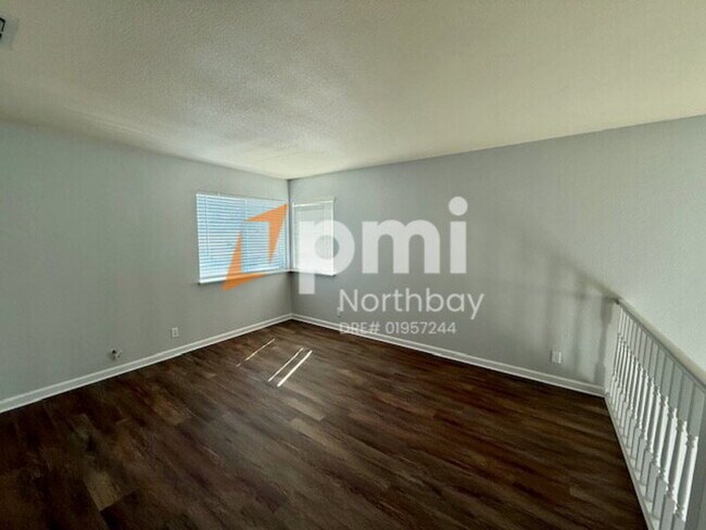 Building Photo - 508 Wicklow Dr