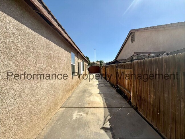 Building Photo - 6214 Ocean Jasper Drive