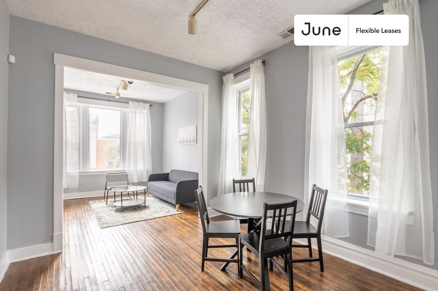 Primary Photo - 2250 W North Ave