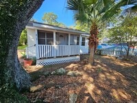 Building Photo - Biloxi 2 Bedroom