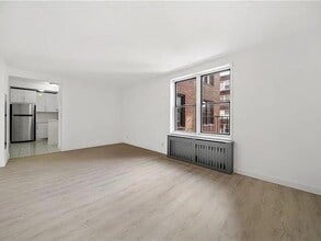 Building Photo - 1213 Avenue Z