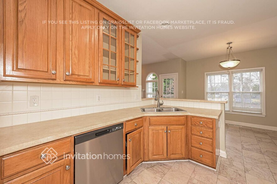 Building Photo - 2500 Harbin Springs Cove