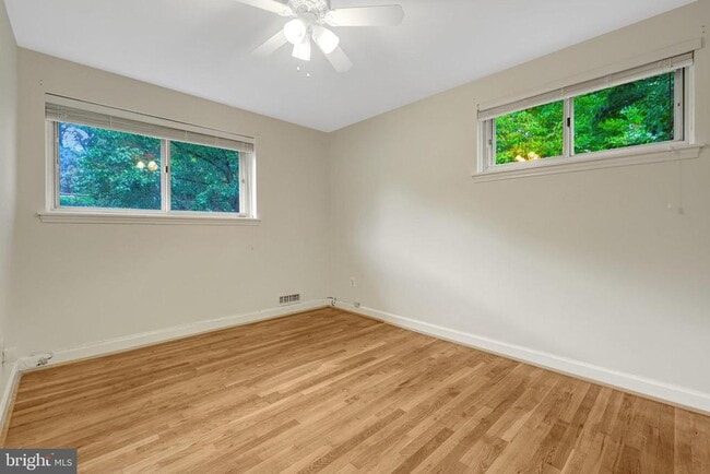 Building Photo - 6903 Fern Ln