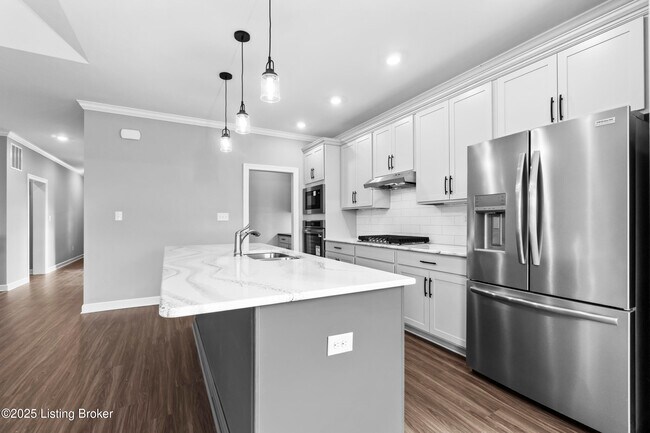 Building Photo - 5919 Ruby Fls Dr