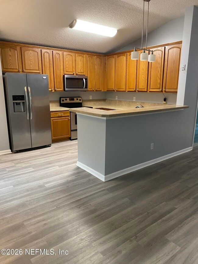 Building Photo - 1805 Forest Creek Dr