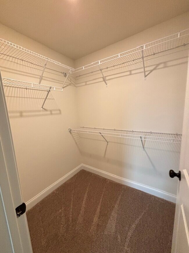 Building Photo - 4234 Lenox Dr