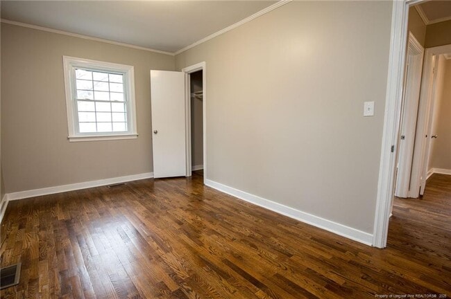 Building Photo - 3810 E Shephard St