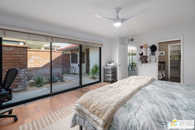 Building Photo - 4545 E 7 Lakes Dr