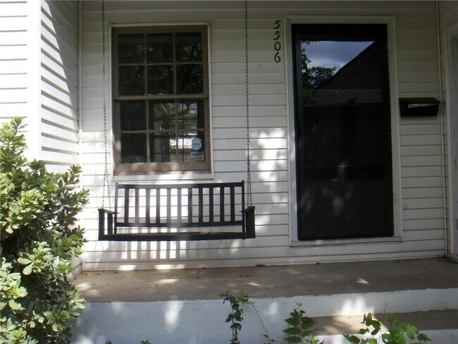Building Photo - 5506 Avenue G