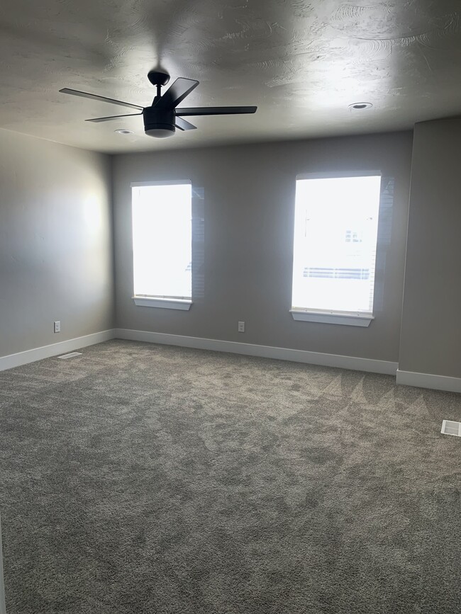 Master bedroom - 1399 Pinecrest Trl