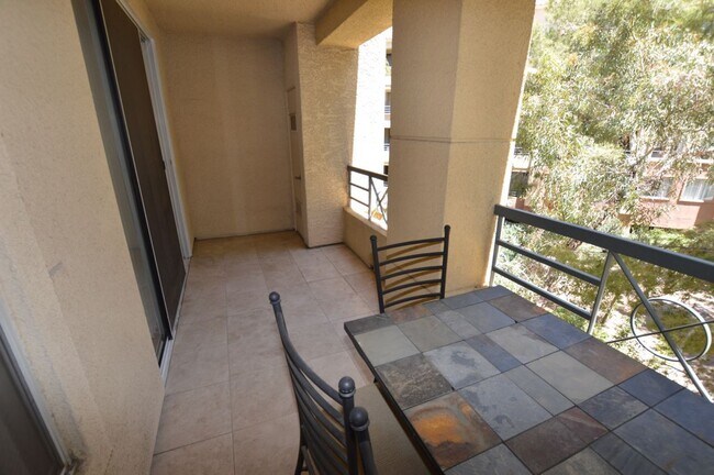 Building Photo - Meridian STUDIO Condo Fully Furnished w/Main Pool View-Lush Green trees in Resort Style Community.