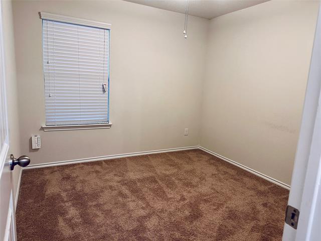 Building Photo - 806 Amber St