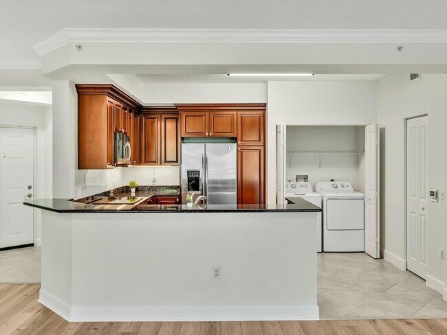 Building Photo - 1405 Renaissance Way