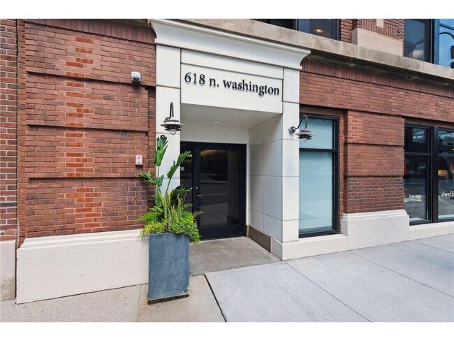 Building Photo - 618 N Washington Ave