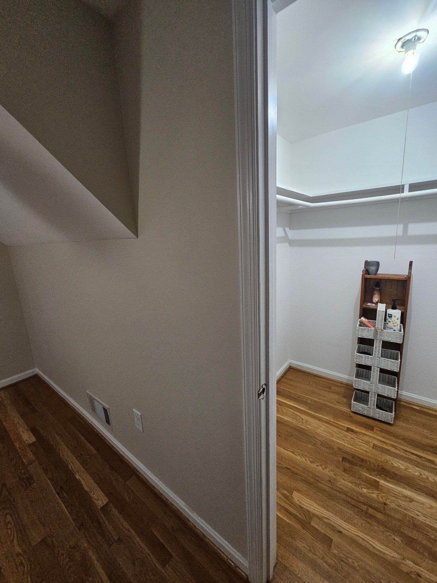 Building Photo - 8104 Glover Ct