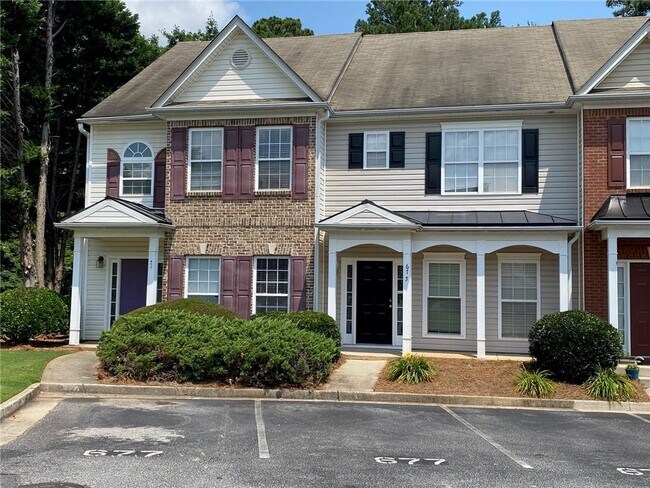 Building Photo - 677 Kenridge Dr