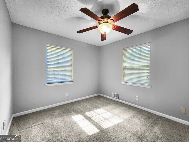 Building Photo - 201 Old Mill Trail SW