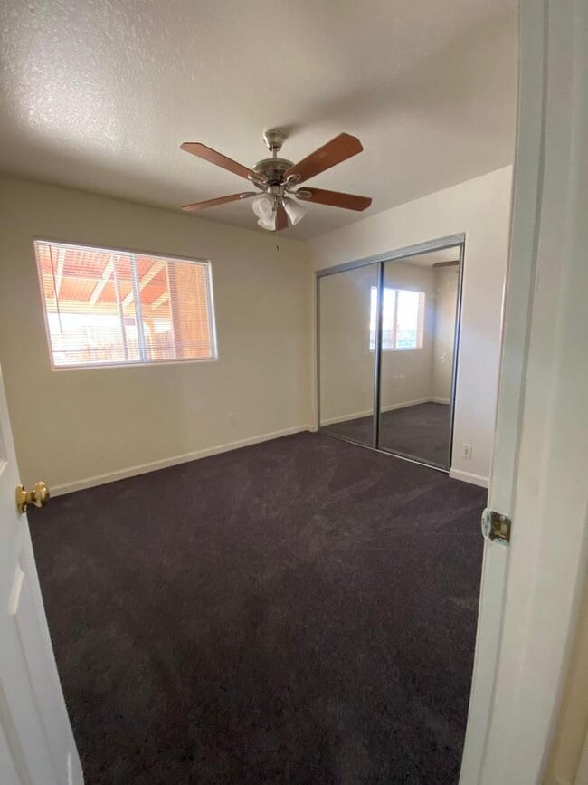 Building Photo - 4414 Royal Pine Cir