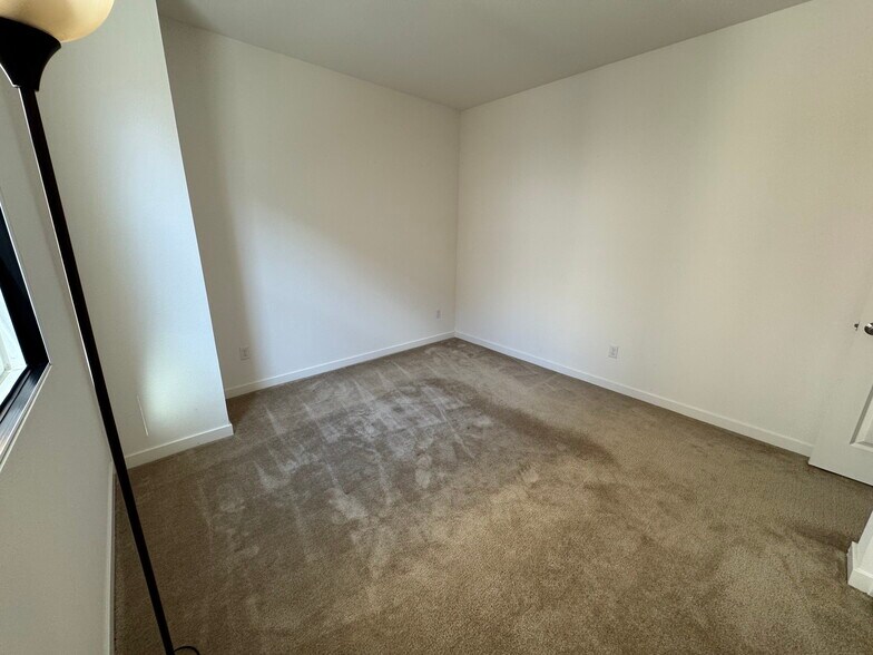 Bedroom - 5891 Cadence Ave