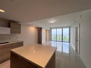 Building Photo - 2 bedroom in Sunny Isles Beach FL 33160