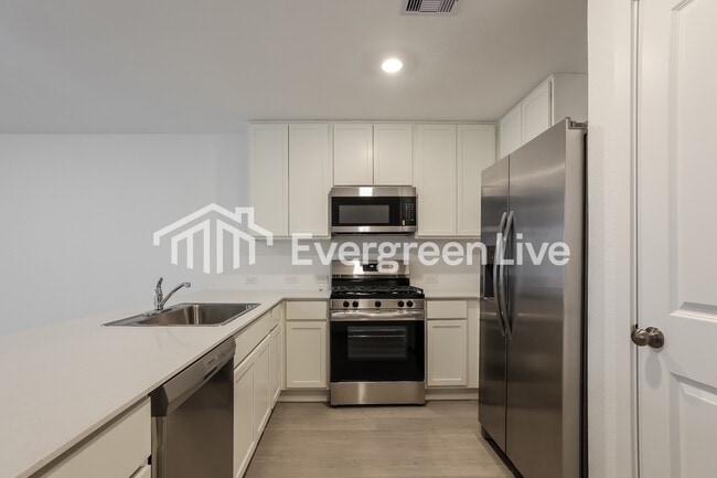 Building Photo - 19747 US-59