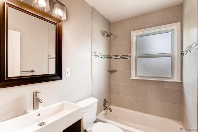 Building Photo - Beautiful Brick Bungalow near Denver Zoo and the Museum of Nature and Science!