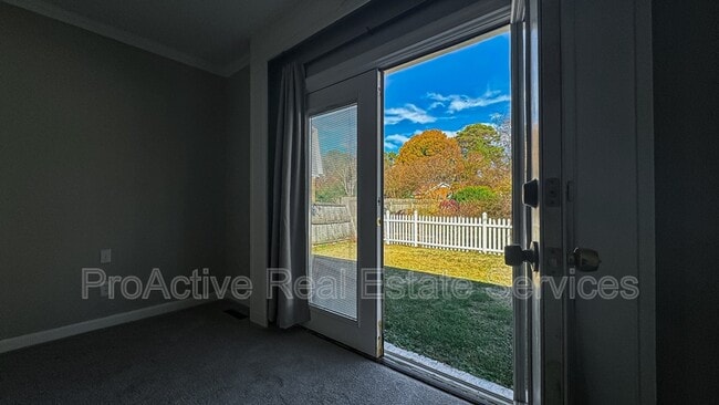 Building Photo - 5100 Shenstone Dr