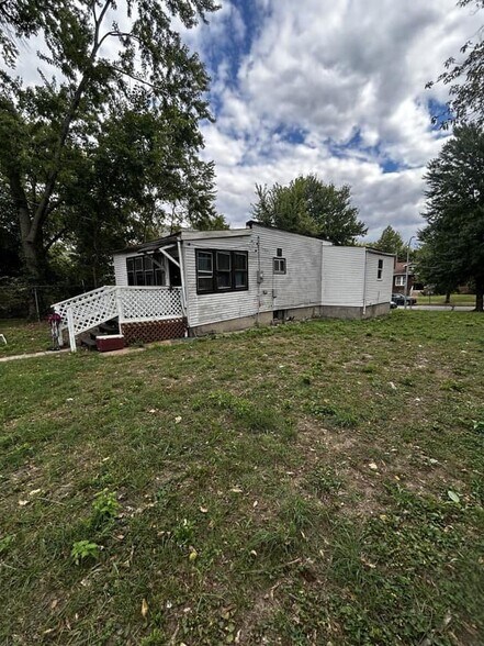 Building Photo - 5417 Ruskin Ave