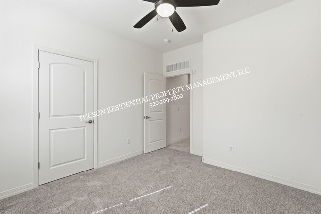 Building Photo - 7842 S New Strike Way