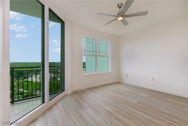 Building Photo - 455 Cove Tower Dr